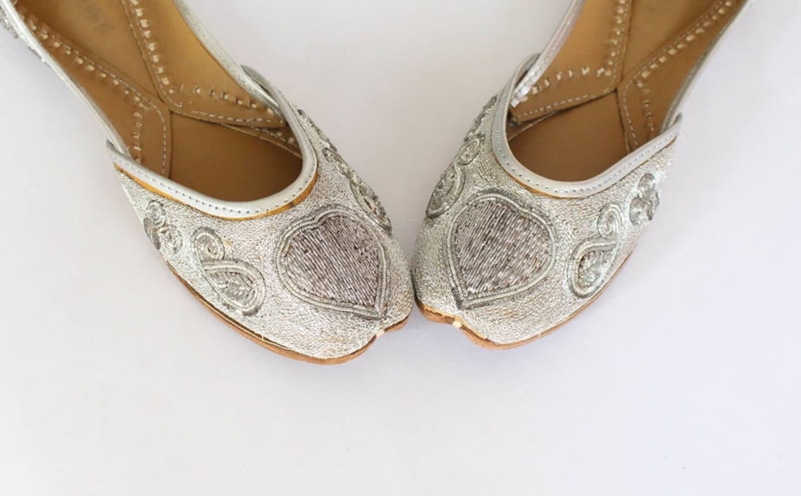 women bridal wedding shoes size 4.5/indian silver jutti shoes/silver wedding flats/silver ballet flats/jasmine shoes/khussa shoe