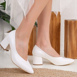 Black and white 2 inch heels new arrivals