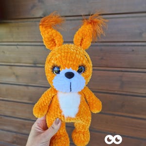 Handmade Crochet Squirrel Soft Orange Plush Toy Hypoallergenic Chenille Yarn Cute Woodland Animal Gift 30 cm Tall Lovely wild animal toy