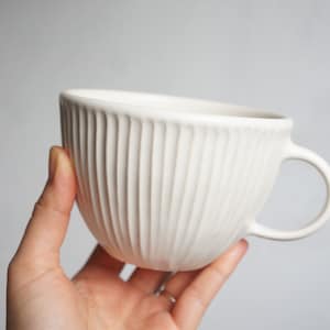 Large Fluted Mug