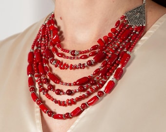 Collana di corallo ucraina, gioiello tradizionale, collana multistrato di corallo rosso, collana di tendenza dall'Ucraina, Namysto con perline rosse, regalo tradizionale