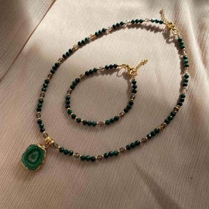 Genuine Malachite Necklace, Topaz Necklace, Malachite Bracelet, Green Choker, Malachite Jewellery, Elegant Necklace Made of Small Stone