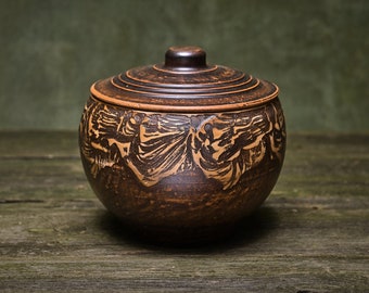 Handmade Ceramic Pot with Lid: Stoneware Baking Pottery (1500ml)