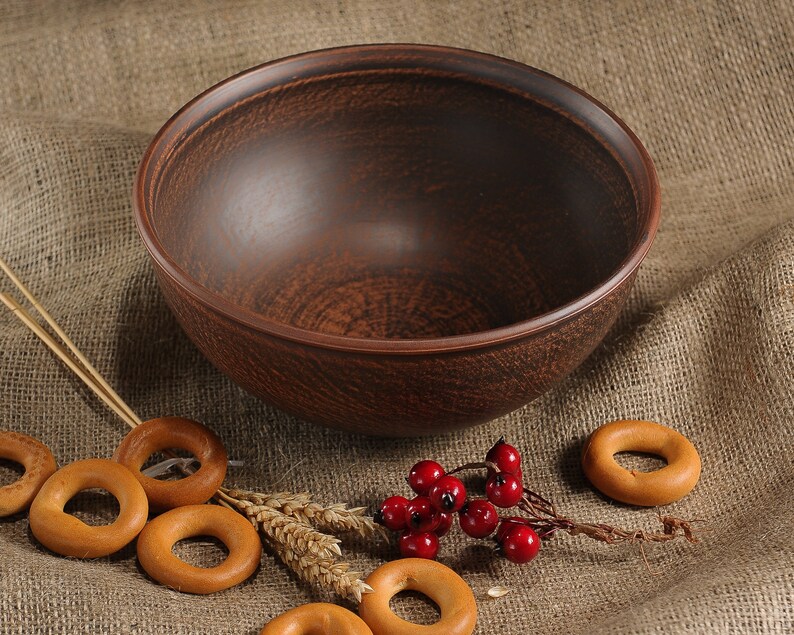 Big bowl of clay, tureen, dish, Plate of red clay, dish, brown plate, Pottery, ceramic, handmade