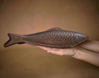 Rustic Fish Plate – Handmade Ceramic Serving Tray for Seafood