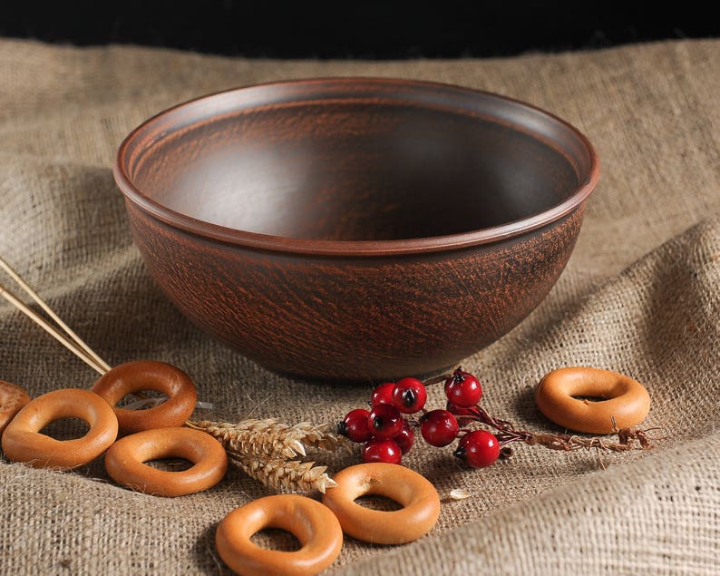 Big bowl of clay, tureen, dish, Plate of red clay, dish, brown plate, Pottery, ceramic, handmade