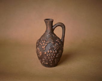 Ceramic Wine Jug: Grape Decor, Red Clay Pitcher (30 fl.oz)