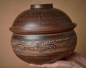 Handmade Moroccan Unglazed Clay Baking Pot with Lid, Brown Pottery Gift