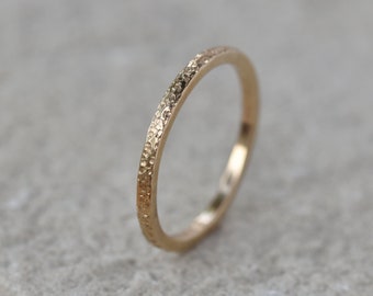 9ct Gold Wedding Ring: Slim Hammered Band, Recycled Gold