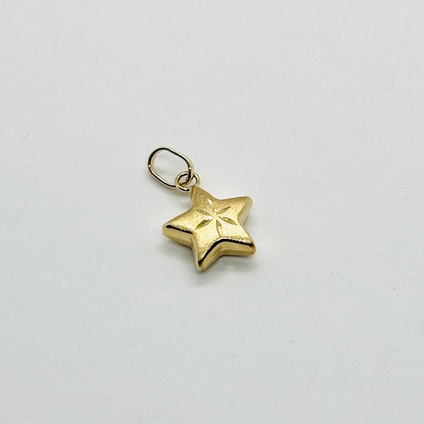 14K Yellow Gold Star Charm| Diamond Cut Satin Star Charm| Real Gold Charm| Reversible 9.7mm Star Pendant| Small Gold Charm| 14K Star Charm