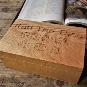 Oak Dice Box | Dice Storage | Personalised Dice Box | DND, RPD, Dungeons and Dragons Dice Accessories | Table Top Gaming Accessories