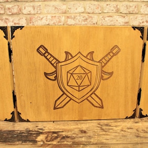 D20 Sigil DM Screen: Engraved Hardwood Dungeon Master Screen