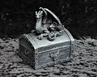 Black Dragon Treasure Chest | Dice Box | Resin Gift Box | Trinket and Knick Knack Box | Fantasy Gift Idea | Jewellery Box | Dragon Treasure