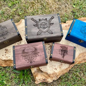 Engraved Dice Box | Choice of Designs | DND Dice Box | Dungeons And Dragons | Dice Vault | D20 | Tabletop Games | TTRPG | Dice | Geek Gift