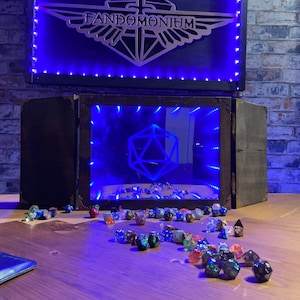 Pantalla Infinity Mirror Dungeon Master: Pantalla LED para juegos de mesa