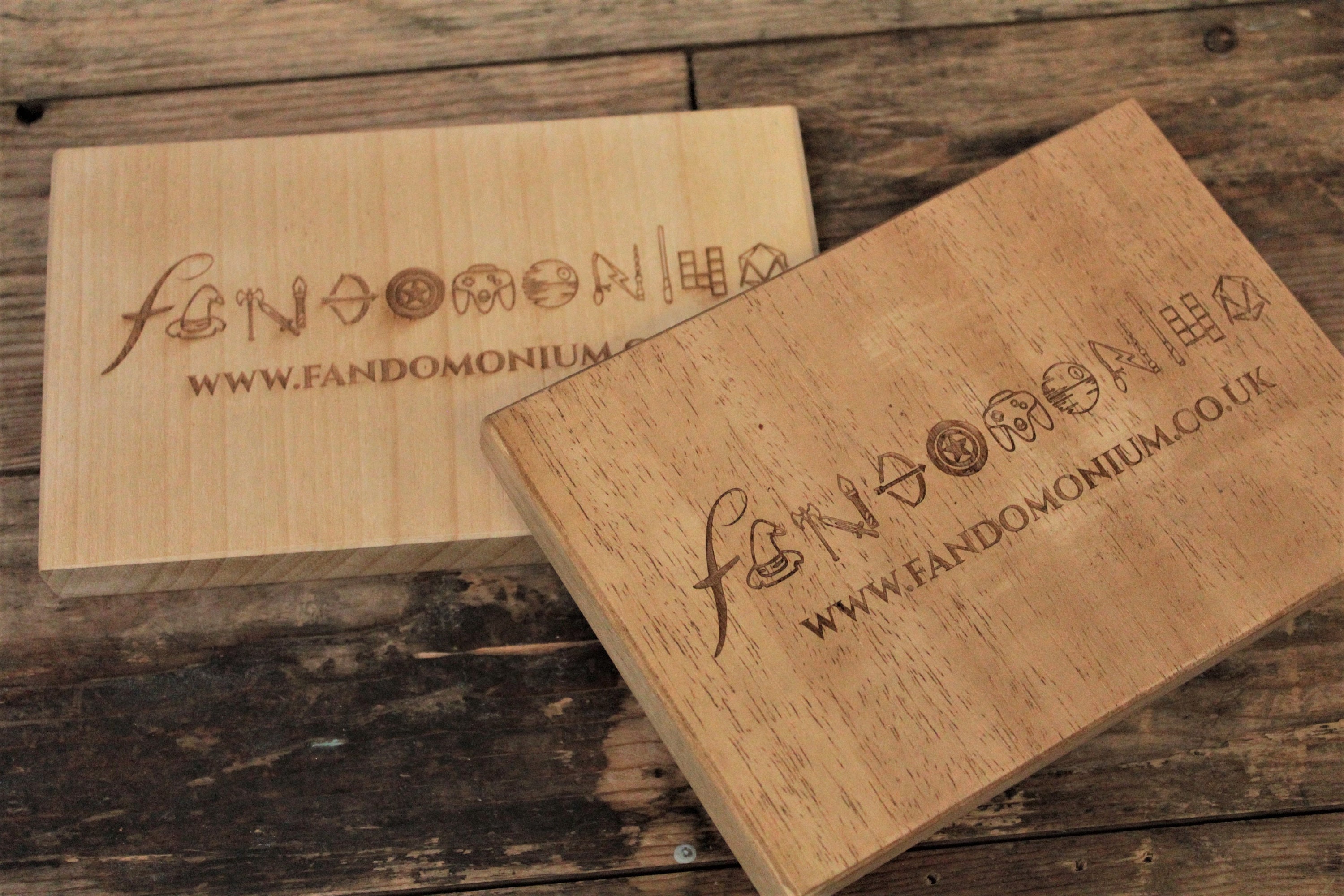 Holz Dungeon Master Bildschirm Alle mächtigen | Etsy