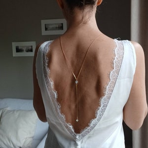 Wedding back necklace - open back dress jewelry, gold-plated brass serpentine chain and crystal beads - v-back dress.