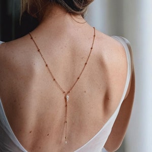 Fine back necklace with white pearl beads - satellite chain - backless wedding jewelry, chic and boho.