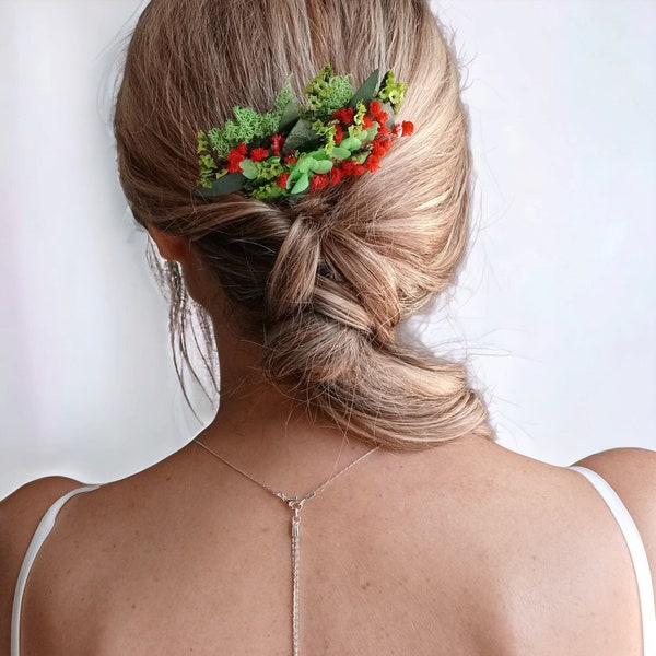 Peigne de mariée fleurs intemporelles stabilisées,  broche de cheveux vert et rouge, Lichen,  Hortensias, Gypsophile,  esprit bucolique.