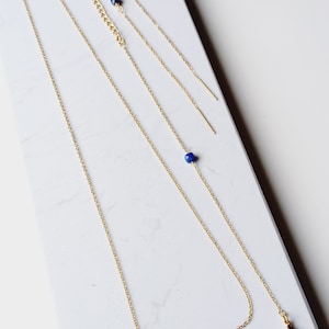 Parure de mariée avec collier de dos bracelet pendantes d'oreilles bijoux à pierres bleues Lapis-lazuli ou Apatites parure minimaliste. image 9