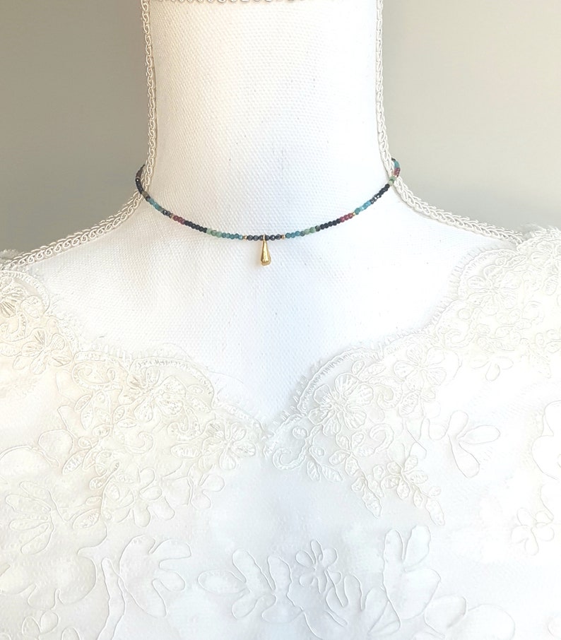 boho spirit. Spinelle,Apatatites Neck collar Grenat gemstones African Turquoises