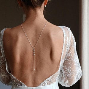 Collier dos nu mariage-parure trois bijoux avec perles en strass bijoux de dos mariage. image 6
