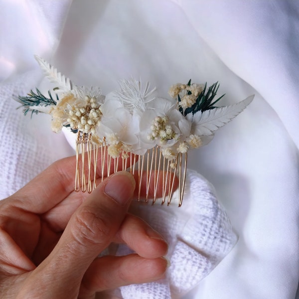 Peigne de fleurs blanches, broche de cheveux à fleurs fraîches stabilisées, coiffure de mariée bohème, champêtre et bucolique.