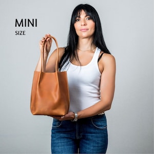 Caramel leather tote, Leather tote bag, Mini tote bag, Woman shoulder bag, Gift for woman, Tote leather bag, Handmade leather bag