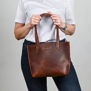 Cognac Ledertasche, Ledertasche, Mini-Einkaufstasche, Frau Schultertasche, Geschenk für Frau, Tote Ledertasche, Cognac Ledertasche, Geschenk für sie