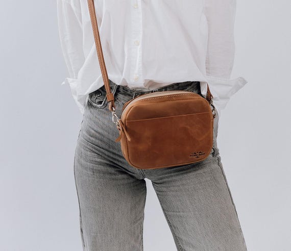 Leather bag, Shoulder bag, Cognac handbag, Small handbag, Zippered handbag, Women's handbag, Gift for her, Birthday gift, Crossbody bag