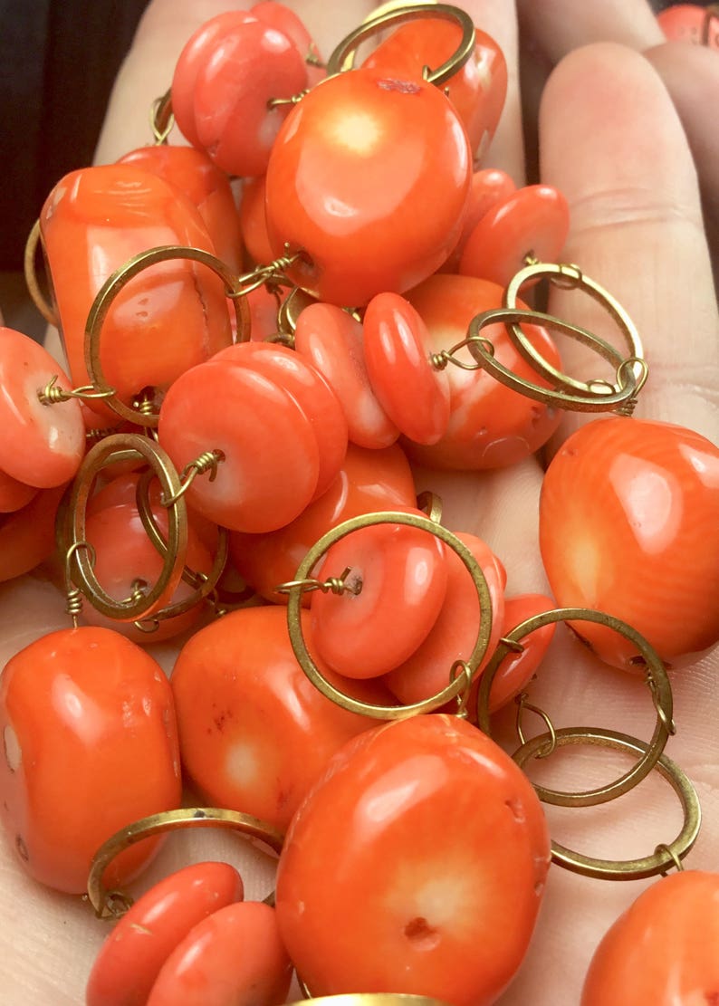 Antique Natural Salmon Pink /& Red Orange Coral Gold tone Link Necklace