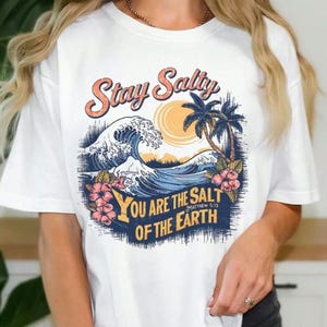 Christian Comfort Colors T-shirt for Women Stay Salty Summer  Aesthetic Beach Shirt Oversized Tee for Teen Girls Vacation Tshirt