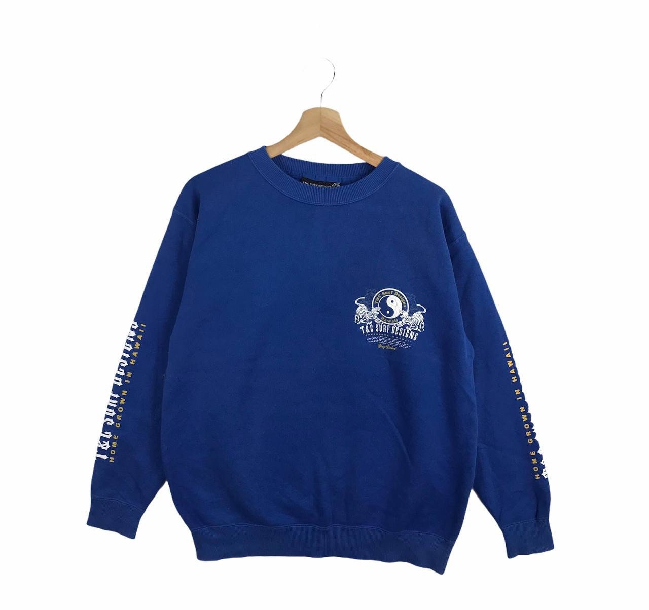 TOWN&COUNTRY Surf Design Yin Yang Logo Blue Crew Neck - Etsy