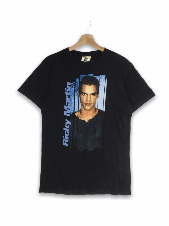 Memorabilia RICKY MARTIN Graphic Tshirt Vintage Wi