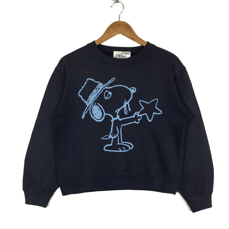 Rare!!PEANUTS SNOOPY Printed Big Logo Spell Out Snoopy Darkblue Kids Pullover Sweatshirt Snoopy Clothing Size Small