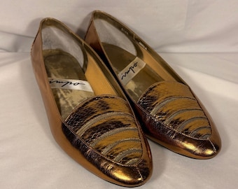 Vintage Impo Bronze Metallic Loafers Pointed Toe Flats Size 8.5 AA Loops 1170
