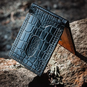 Schlanke Herren Geldbörse. Leder - Portemonnaie für Kreditkarten, Fotos, Kalender, Geldscheine. Handmade Personalisierung Einzelbestellung. Bonus-Geschenk-Box.