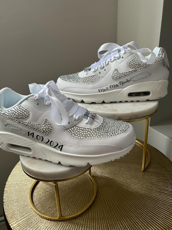 Personalised air max hotsell