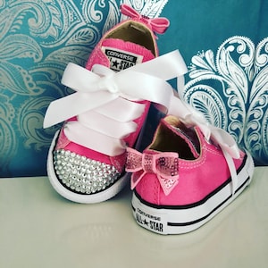 Baby girl converse 2025 size 3
