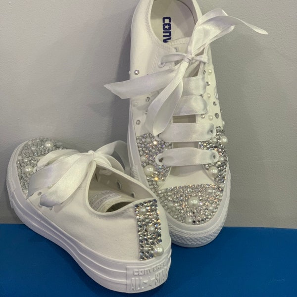 Crystal with pearl converse