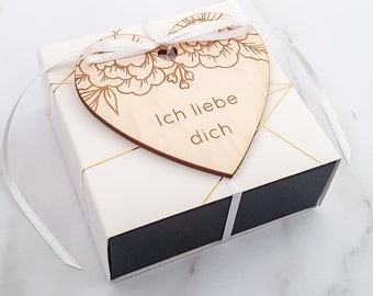 Geschenkset mit Ihrem Wunschnamen Valentinstag Geschenk Geburtstag Jahrestag
