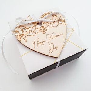 Valentine's Day gift for him or her - Gift box with engraved wooden heart "Happy Valentine's Day"