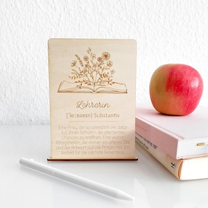 Karte aus Holz für Lehrerinnen & Lehrer - Personalisierbare Holzkarte zum Aufstellen - Geschenk zum Abschied und Dankeschön