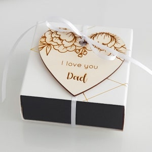 Cadeau pour la fête des pères ou un anniversaire : "Je t'aime papa" - coffret cadeau avec pendentif cœur - idée cadeau carte DIY pour photos