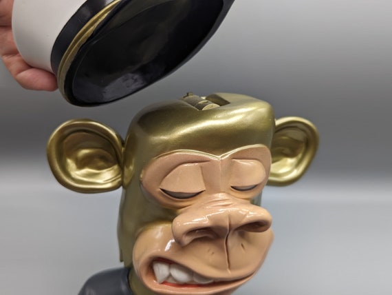 Handcrafted Bored Ape #3749 Sculpture: LED Illuminated NFT Art - Etsy