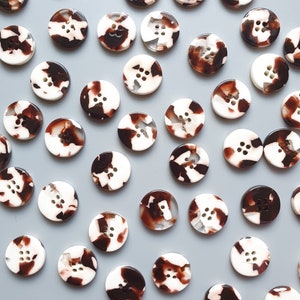 Wuthering button set (15mm shirting size)