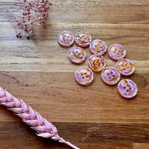 Grapefruit Punch Button Set (17mm Cardigan Size)