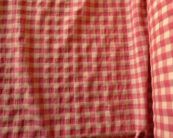 Yarn dyed cotton gingham bubble fabric