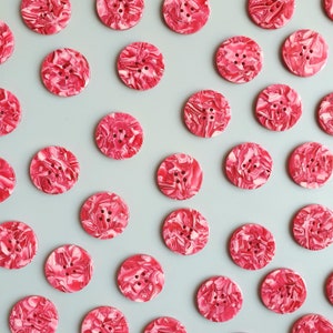 Barbiecore button card (25mm coat size)