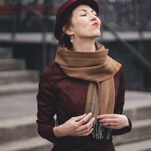 Vintage bruine wollen sjaal. Heren dames unisex sjaal. Gemaakt in Duitsland afbeelding 6